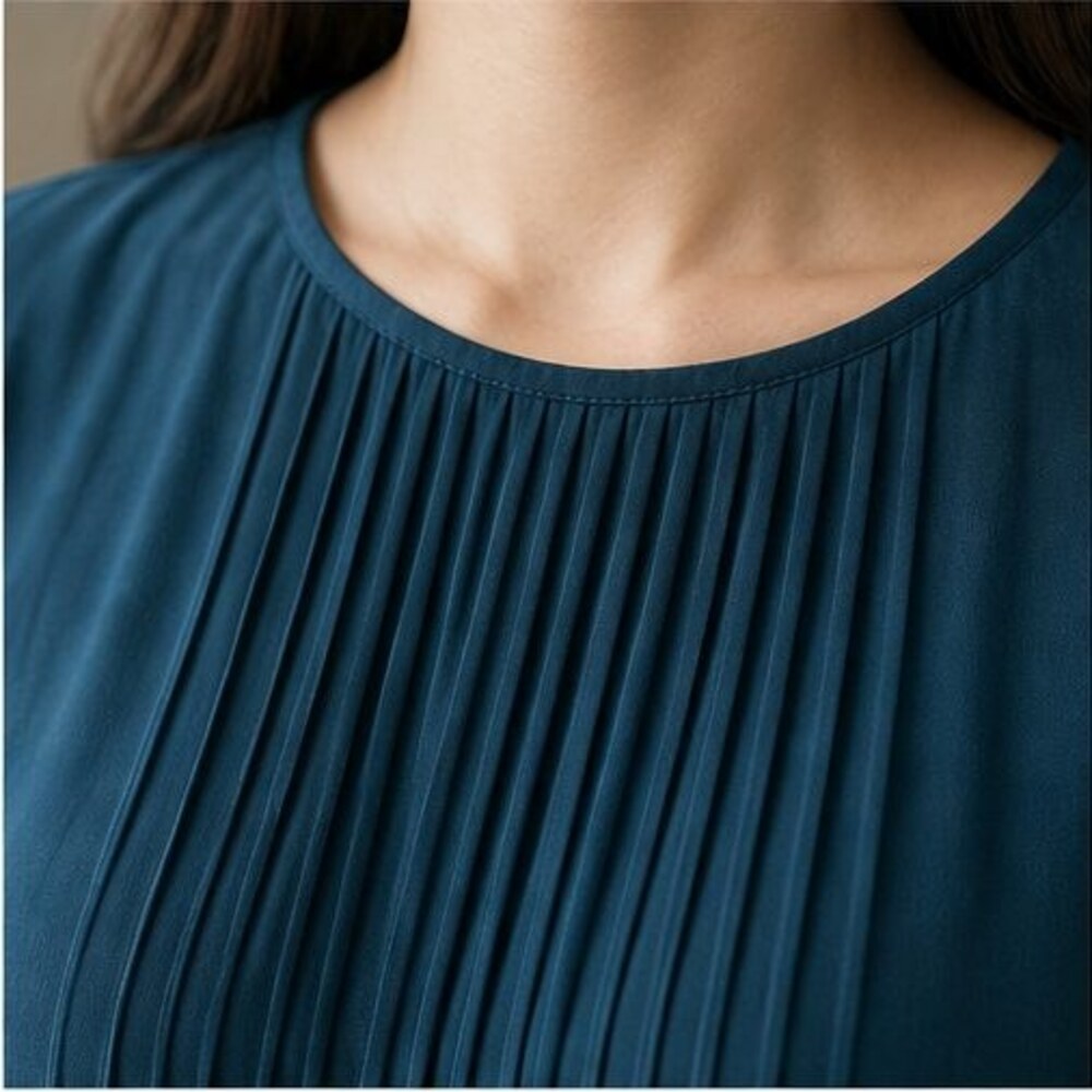 Mauve Pleated Blouse - Picture 4 of 6
